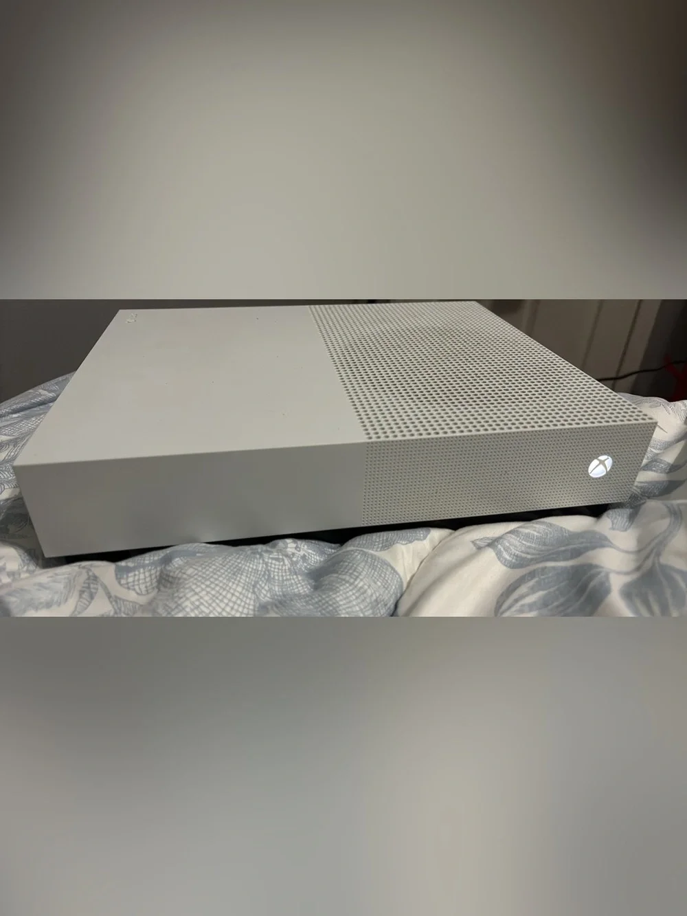 Xbox One S 1TB | All-Digital | Robot White